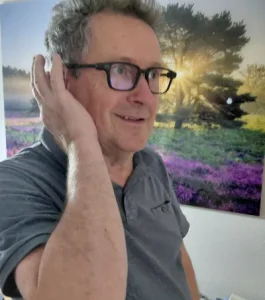 Erik zet zijn AI-bril 'aan'.